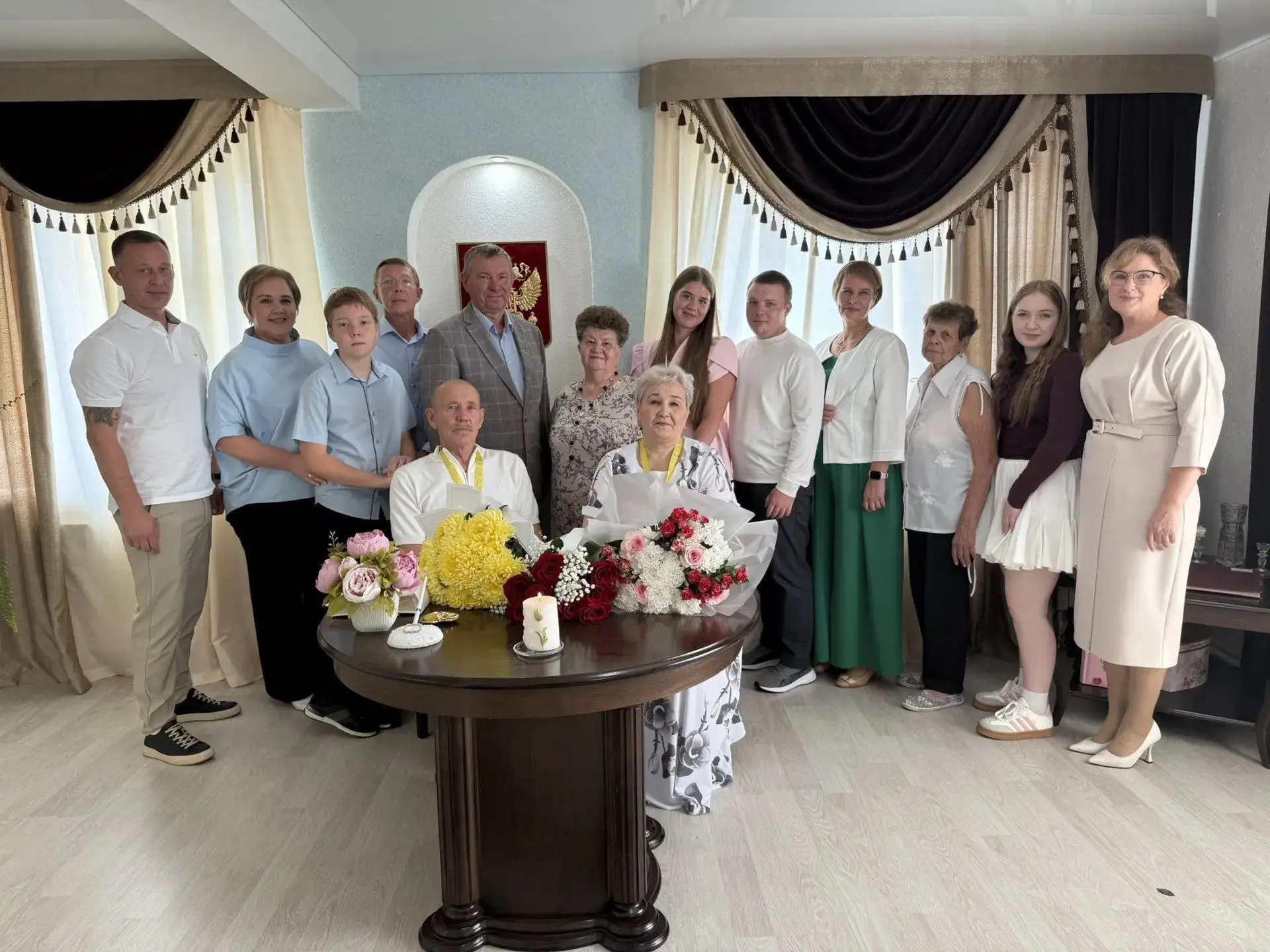 Сегодня мы чествуем семью Филимоновых Леонида Васильевича и Галину Валентиновну, которы...