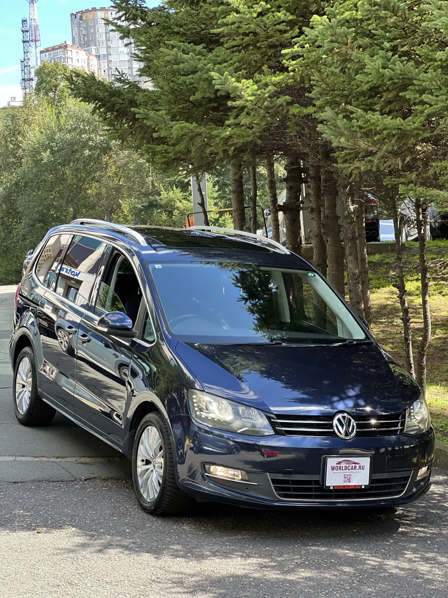 Выдали Volkswagen Sharan нашему заказчику Андрею 🤝