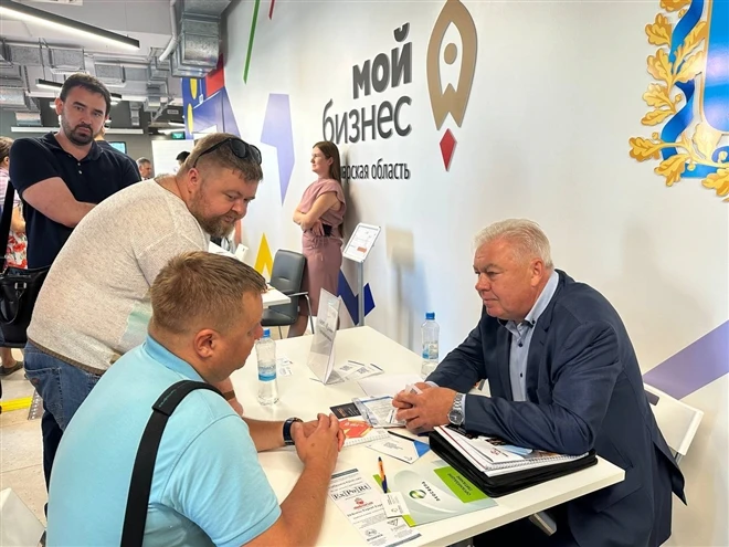 В Самарской области малому бизнесу помогают наладить партнерство с крупными промпредпри...