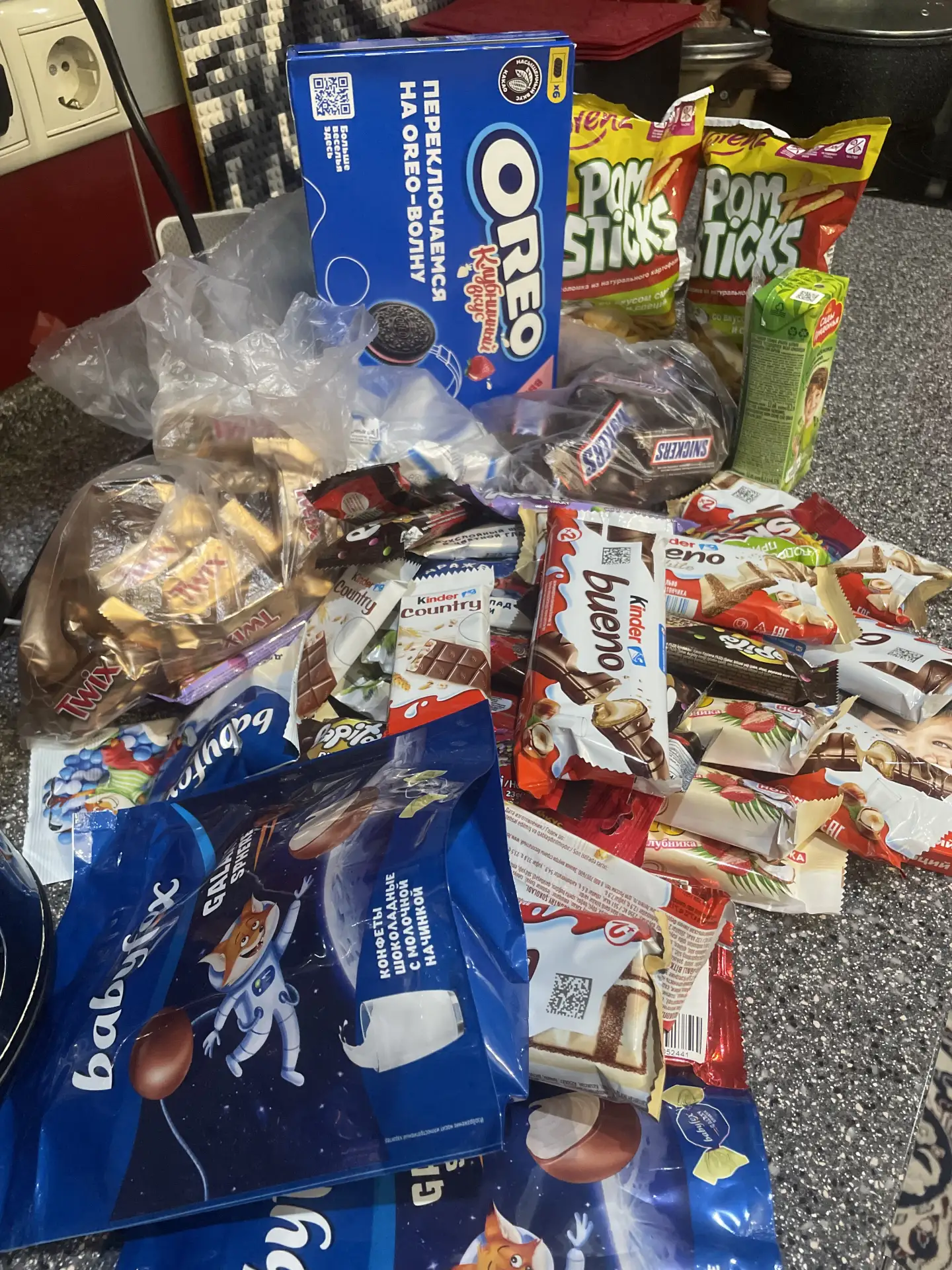 подогнали небольшой запасик 😅🍬