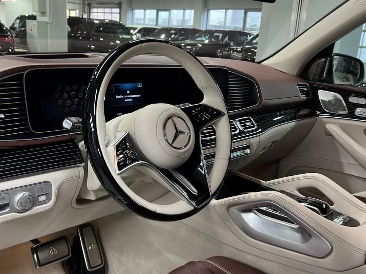 🚘 Mercedes-Benz Maybach GLS 600 FL