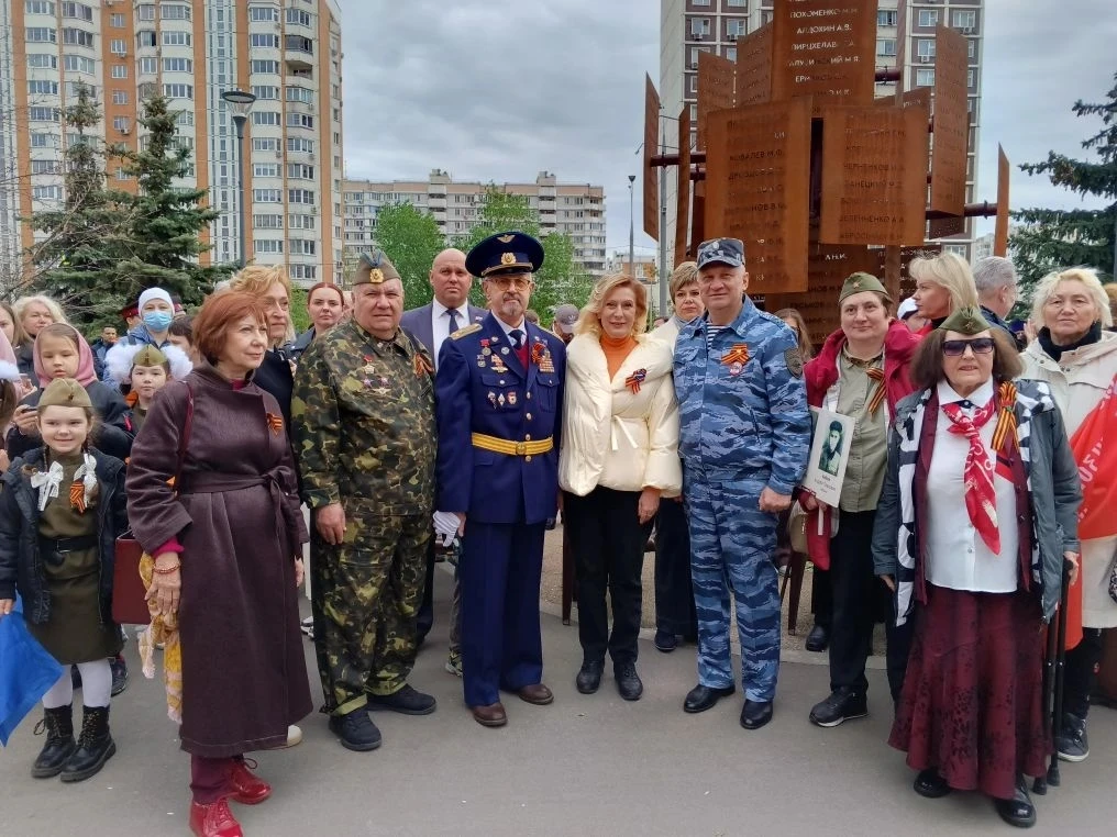 Кадеты 7 «К» в День Великой Победы  Сегодня, в 81-ю годовщину окончания Великой Отечественной войны,
