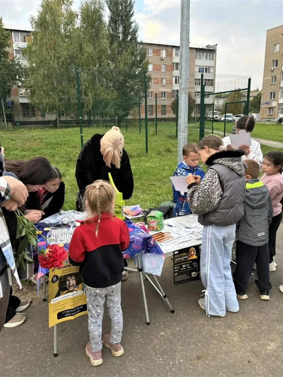 🎠 Игры из детства объединили детей и взрослых во дворе Елабуги