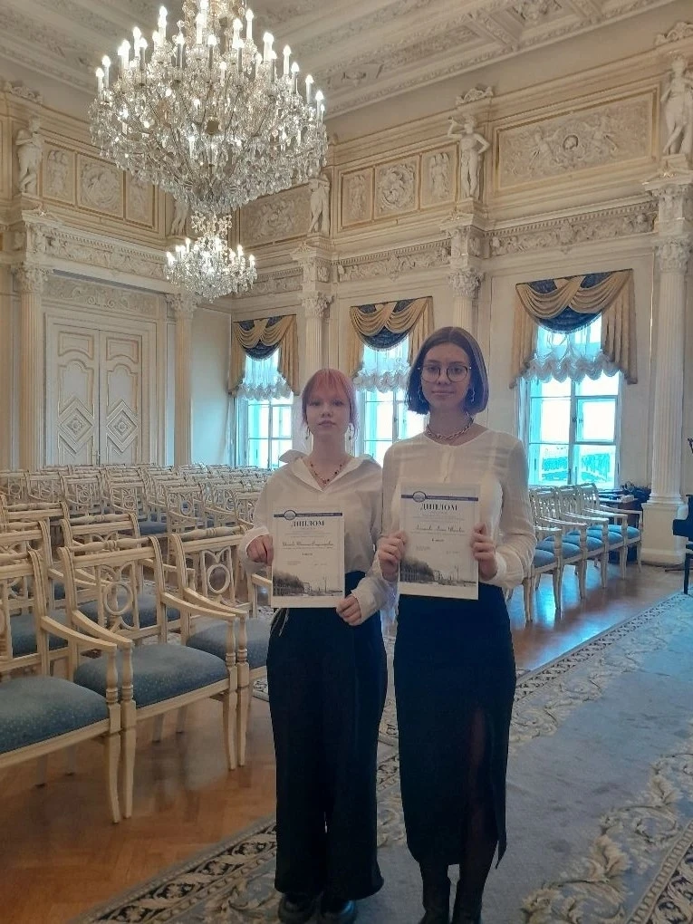 🏆 В СПбГИК наградили победителей Межрегионального конкурса поэтического перевода на английский язык 
