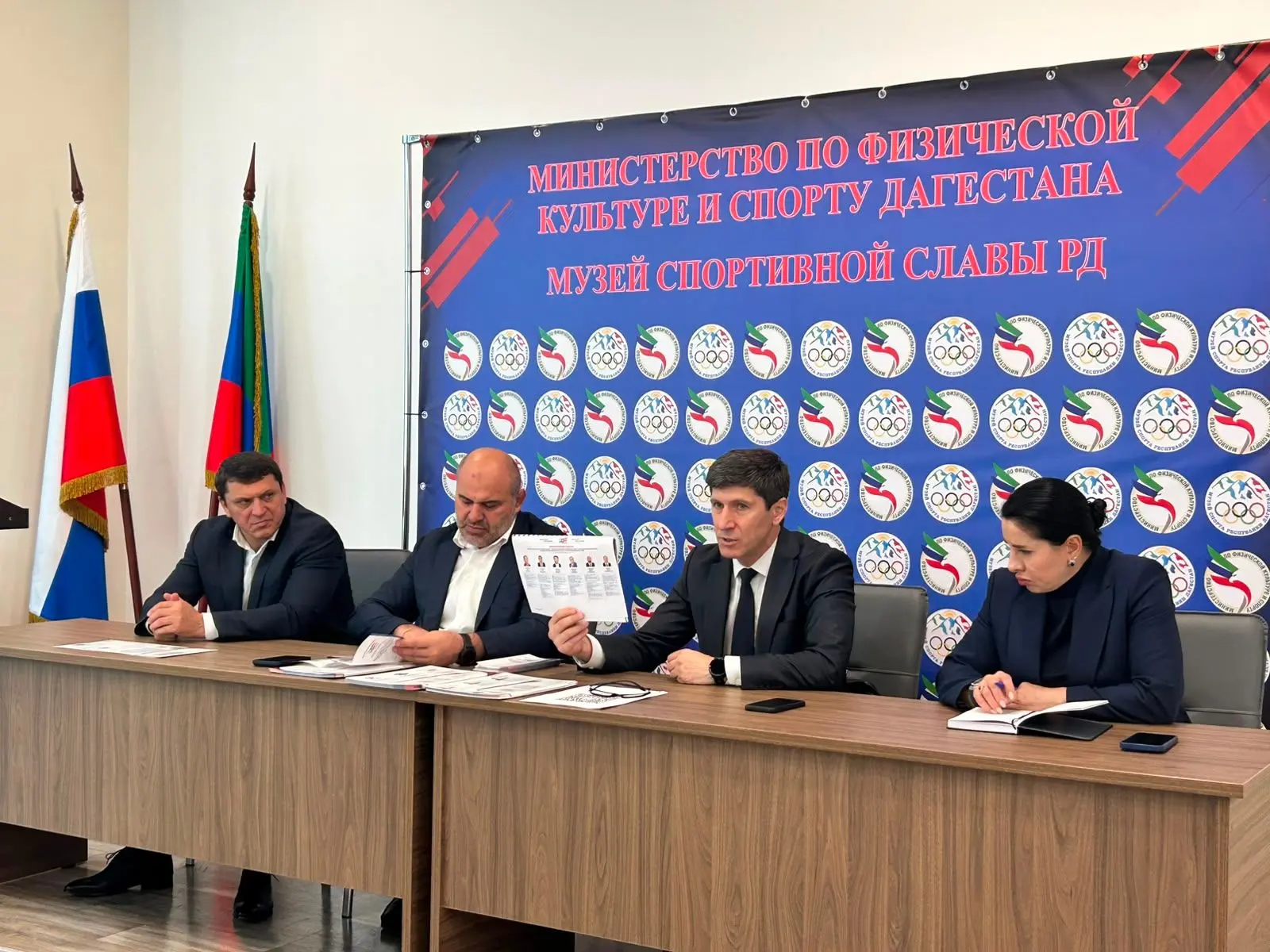 В Минспорте Дагестана состоялась встреча коллектива ведомства с председателем Избирател...