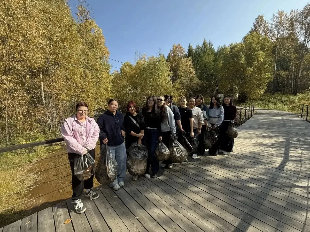 Сегодня в рамках экологического проекта «Зеленые гонки» в Алданском медицинском колледж...