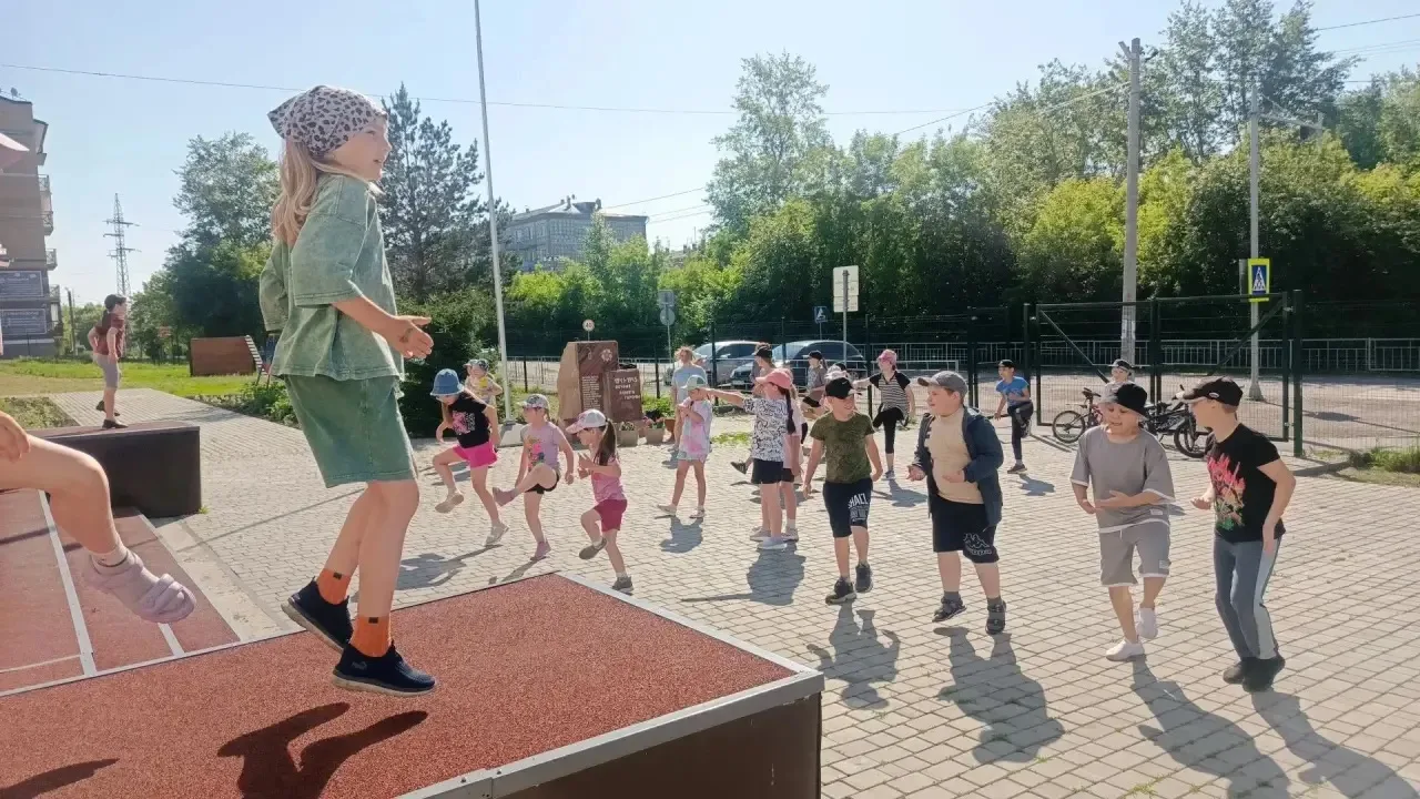 🌞 Двадцатый день в пришкольном лагере: бодрое утро и важные правила!

Сегодняшний день в нашем лаге