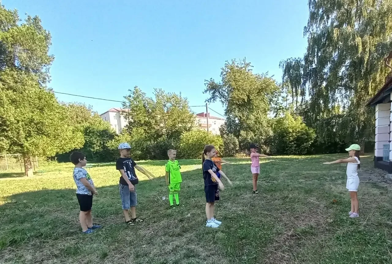 17 августа 2026г. Летняя площадка для учащихся будущего 3 -В класса началась с утренней...