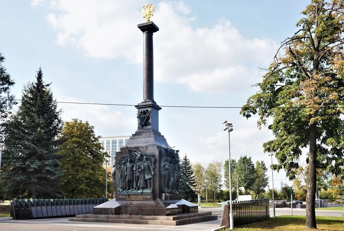 🗺️ Ближе, чем кажется.

Москву и Запорожскую область объединяет гораздо больше, чем может показатьс