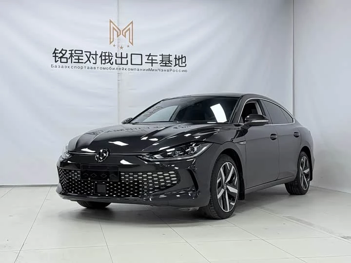 🇨🇳Volkswagen Lamando L — это один из самых продаваемых «немцев» на китайском рынке. 
🔥Настоящий п