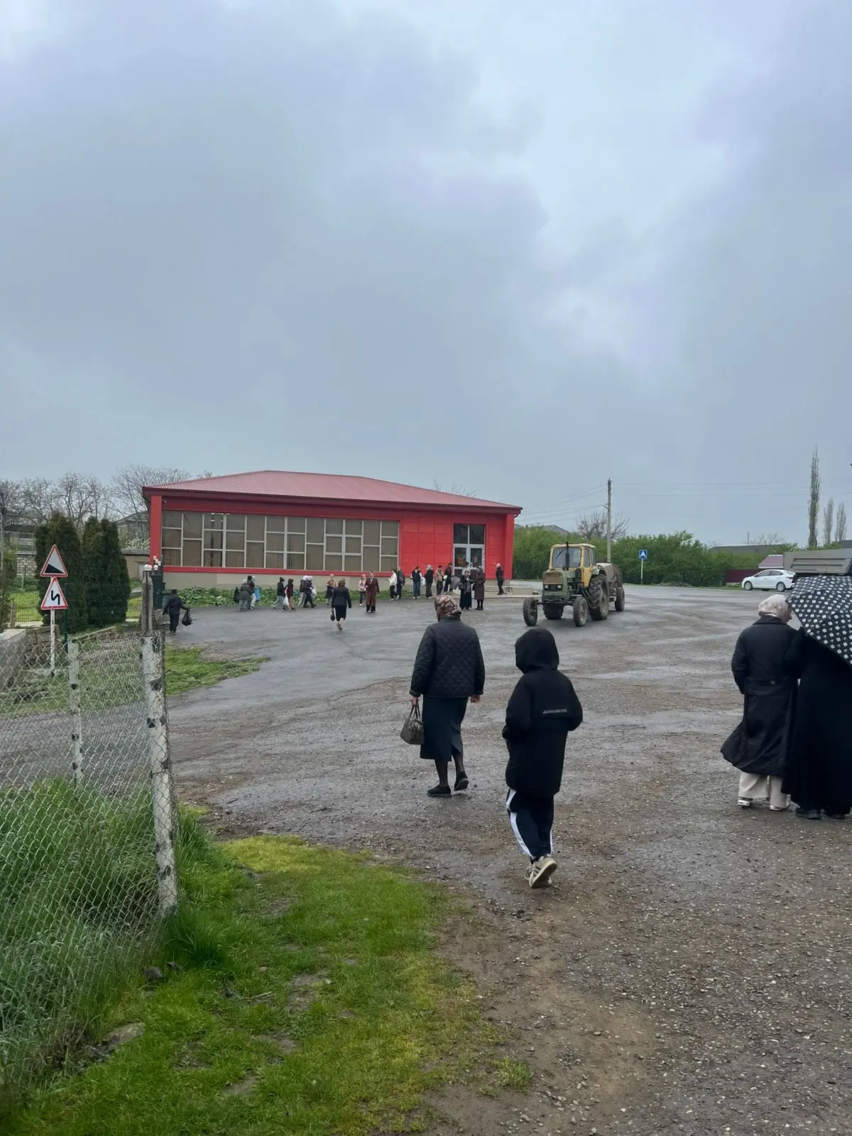 ✔️Активно поддержали общее дело и школьники.