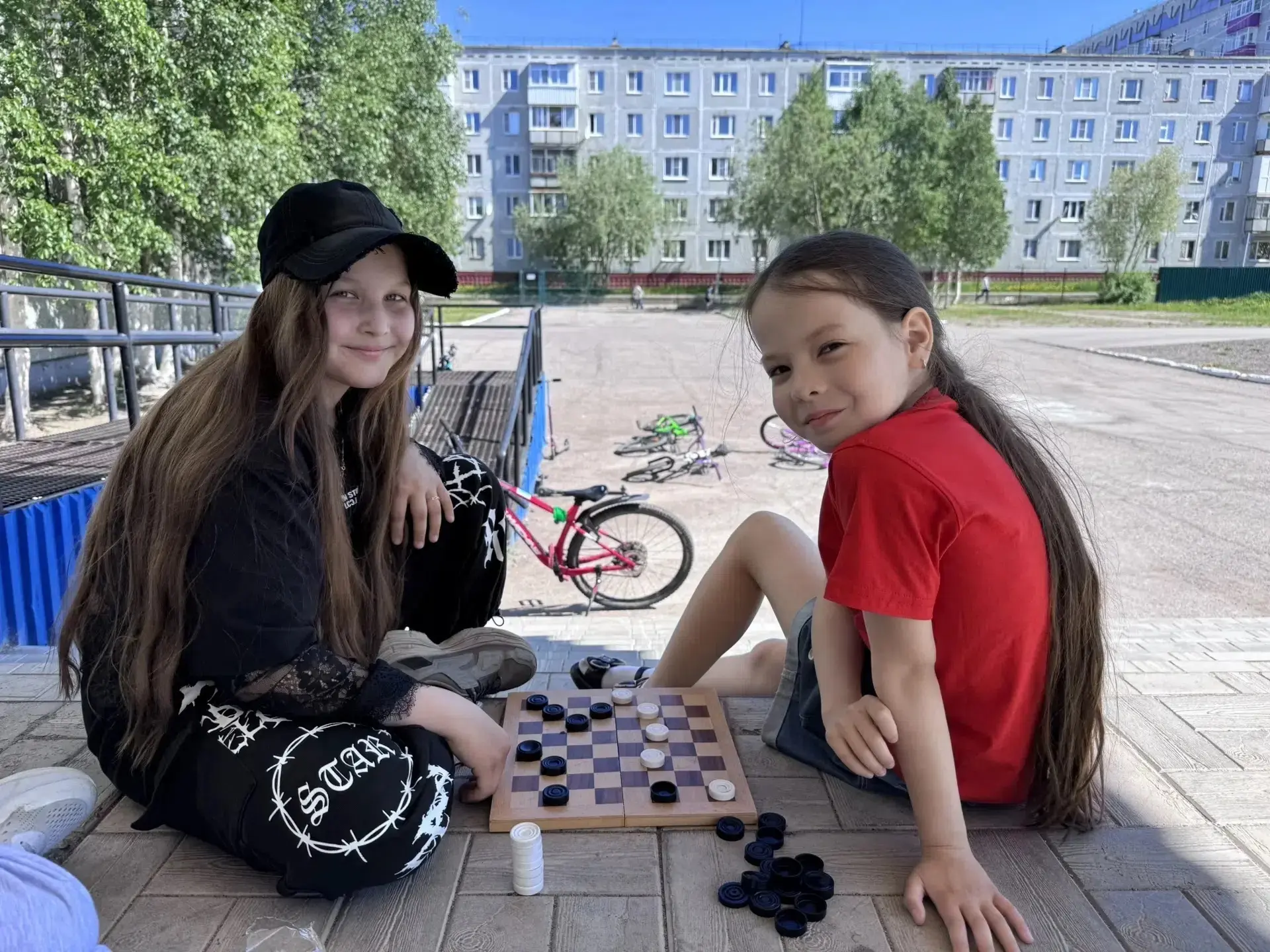 «Территория детства» День 14☀️

Сегодняшний день был наполнен спортивными чаcами, танцевальными маст