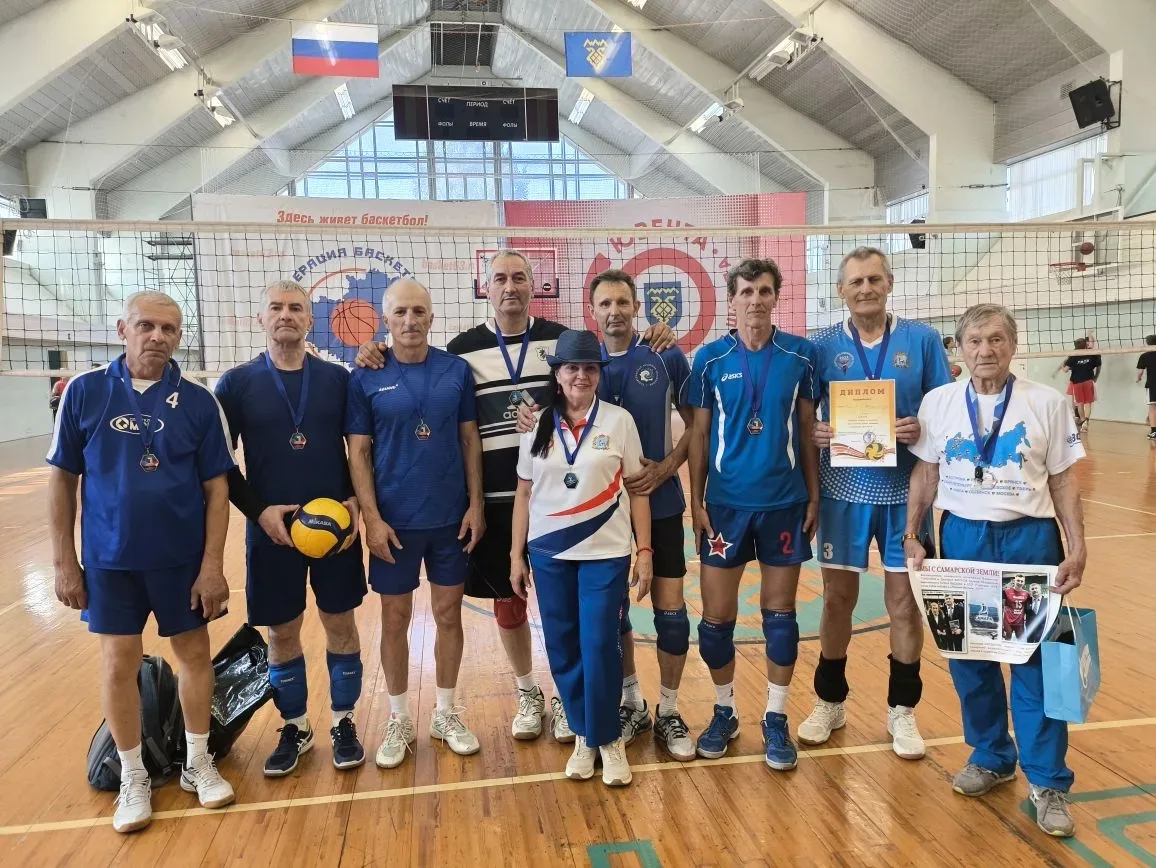 🇷🇺 Спорт объединяет города и поколения!

14 июня в спортивном комплексе «Акробат» (г. Тольятти) со