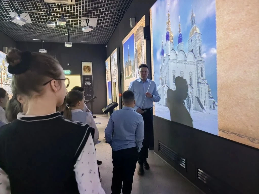 📚✨ Путешествие в историю: храмы Тюмени глазами четвероклассников  ☝️ На днях ученики 4 «В» класса от