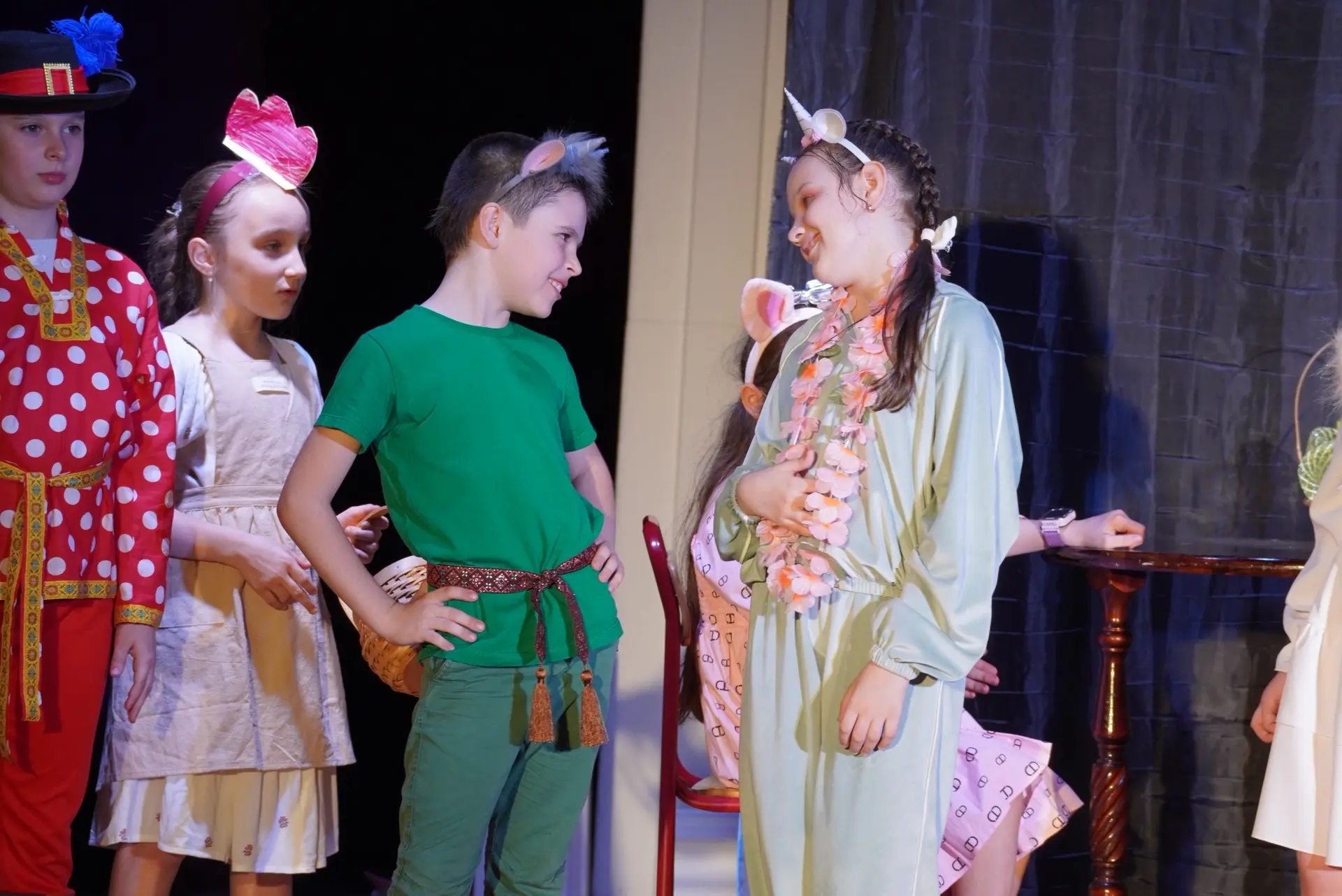 Новый спектакль 😍  🎭 Вчера наши самые юные актеры театральной студии «ТИМ» представили зрителям спек