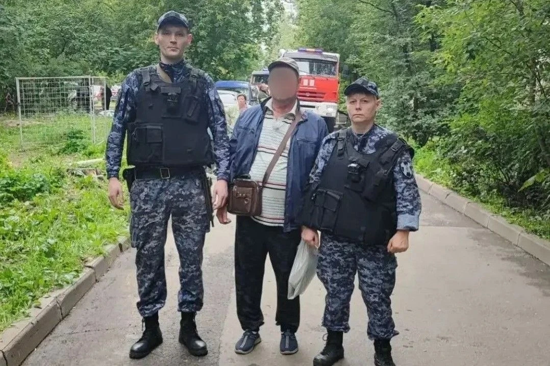 Вчера днем патрульный наряд вневедомственной охраны Кировского района Санкт-Петербурга ...