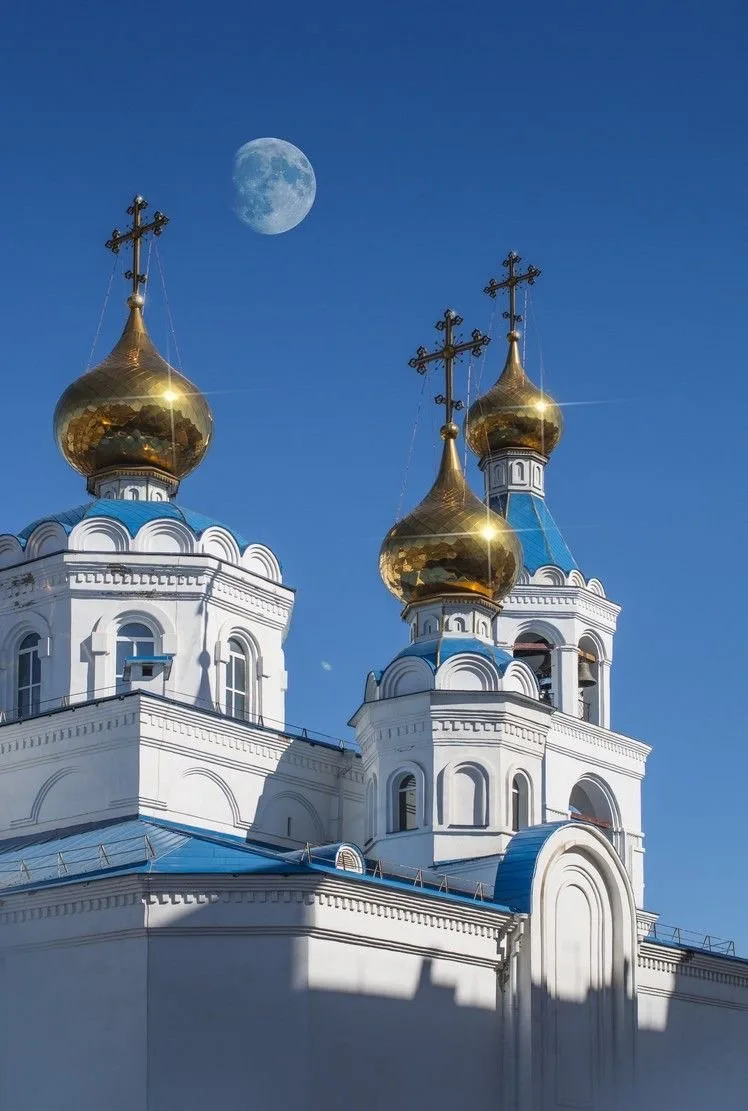 🔔 Где отметить День Крещения Руси в Москве: колокольные перезвоны и исторические маршруты

Сегодня,