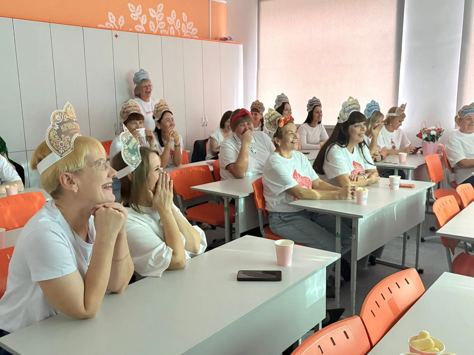 🎬 Киноклуб: День учителя в лучших традициях