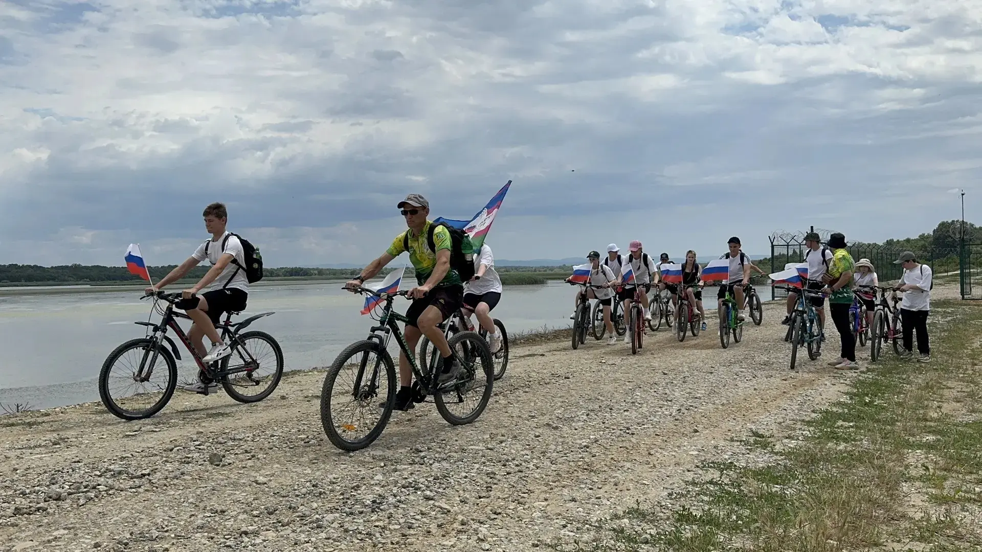 Мы - часть большой истории!🚴‍♂️🚴🏻‍♀️🕯
️
  Сегодня особенный день, наполненный глубоким смыслом. 
