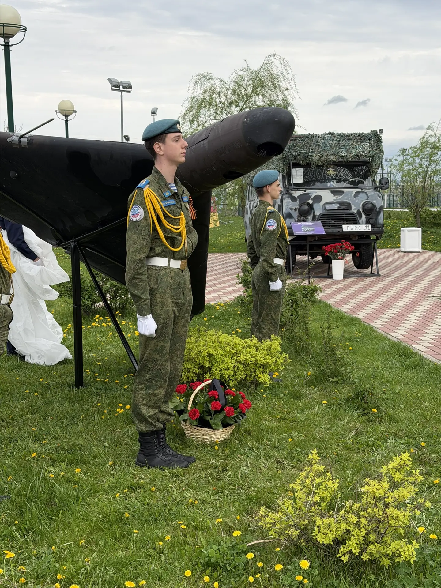 Друзья! 8 мая, накануне Дня Победы, самого важного праздника, в нашей Сорок Пятой школе, носящей имя