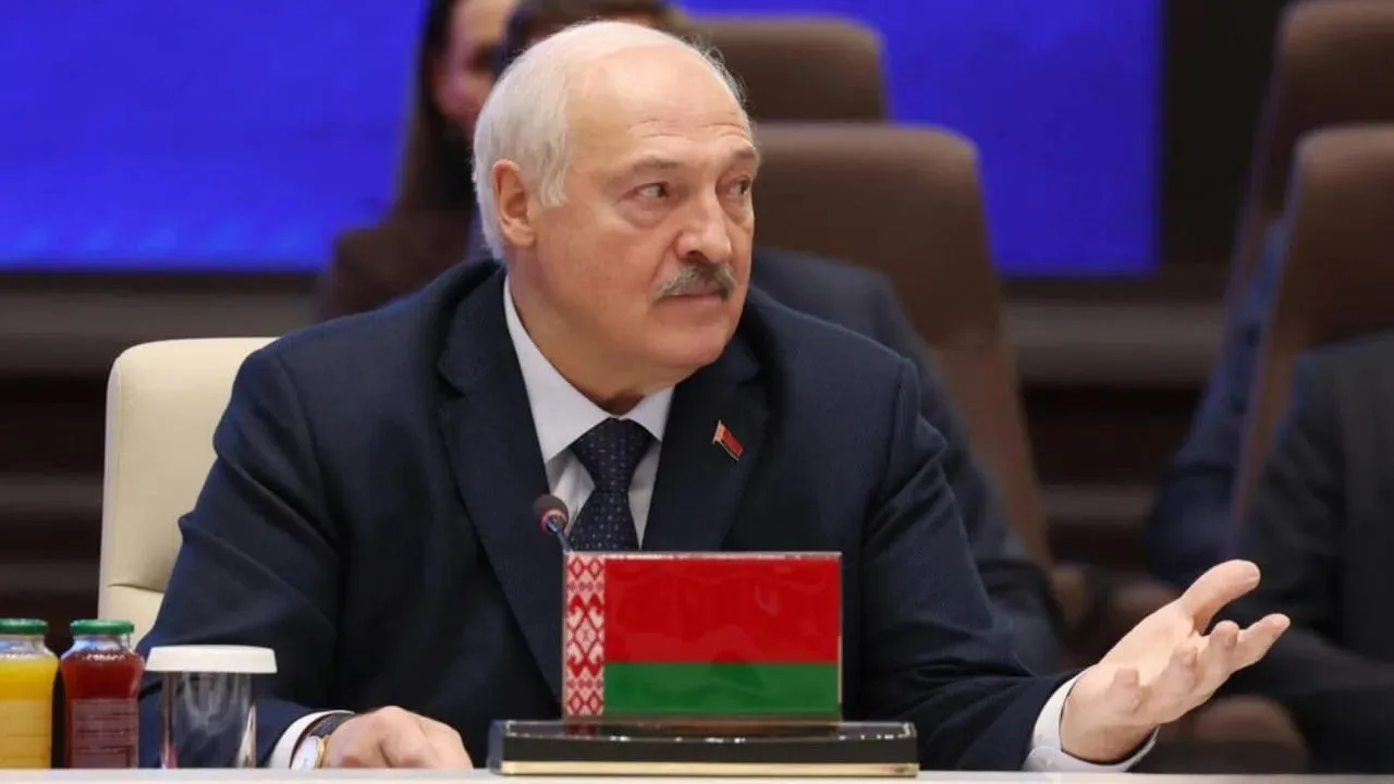 КАК ЛУКАШЕНКО ПАШИНЯНА ОТЧИТАЛ
