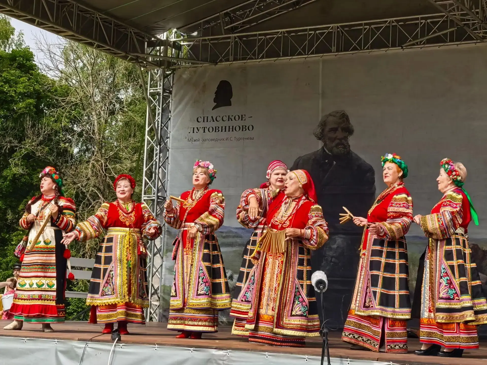 В прошедшие выходные в Государственном мемориальном музее-заповеднике И. С. Тургенева в...
