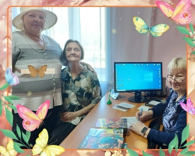 💫В преддверии Дня Победы Чумаковская сельская библиотека открыла выставку под название...