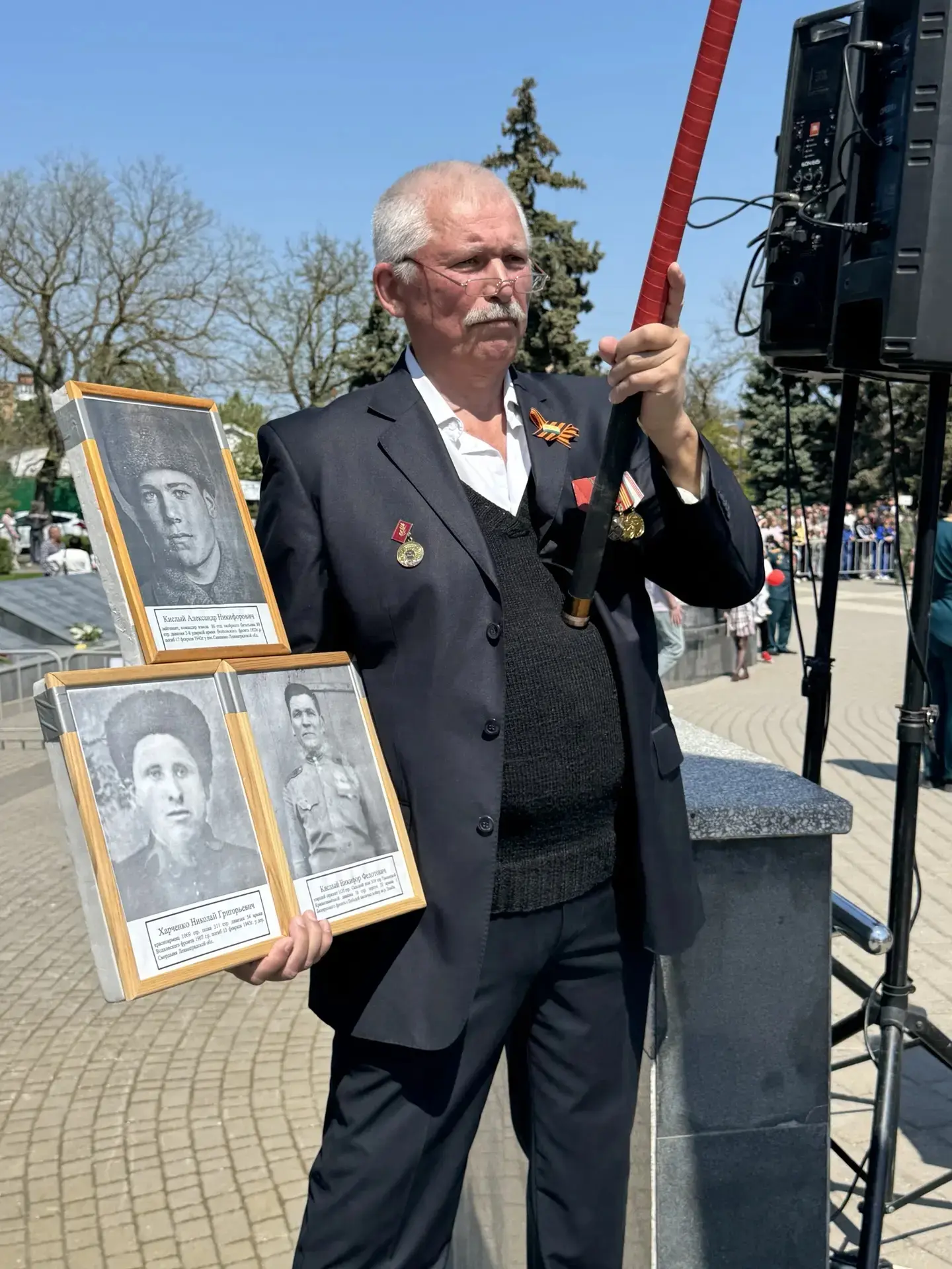 🔥Кульминацией Дня Победы в Ейске стал митинг на площади Революции  Задолго до торжественной части ей