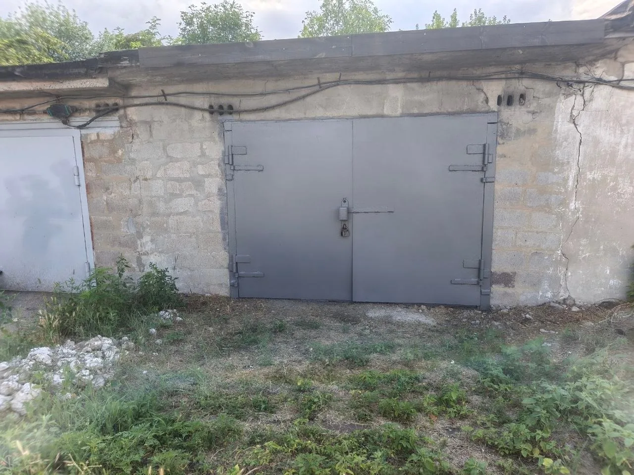 Продам гараж с ямой/подвалом. Заперевальная, гаражный кооператив "Автолюбитель - 2" Цен...