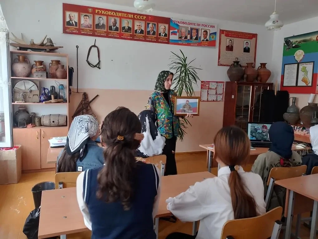 В рамках реализации патриотического проекта "Живой карандаш",направленный на воспитание...