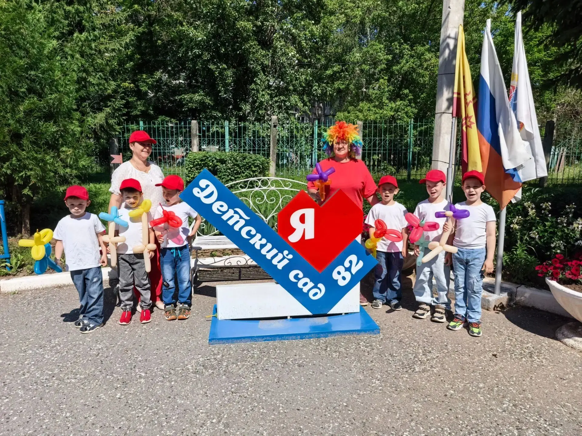 Семейный марафон.
Весело и задорно прошел семейный марафон, посвященный Дню семьи, любви и верности.
