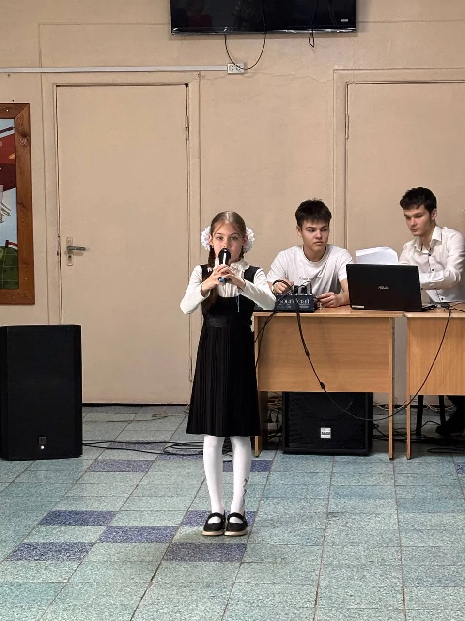 📣Сегодня в нашей школе состоялся замечательный концерт, посвящённый Международному Женскому Дню.  🎉М