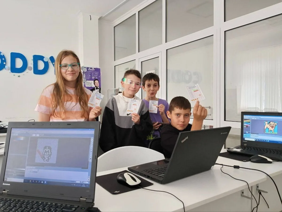 Секции для детей 7-17 лет: программирование в Мин. Водах