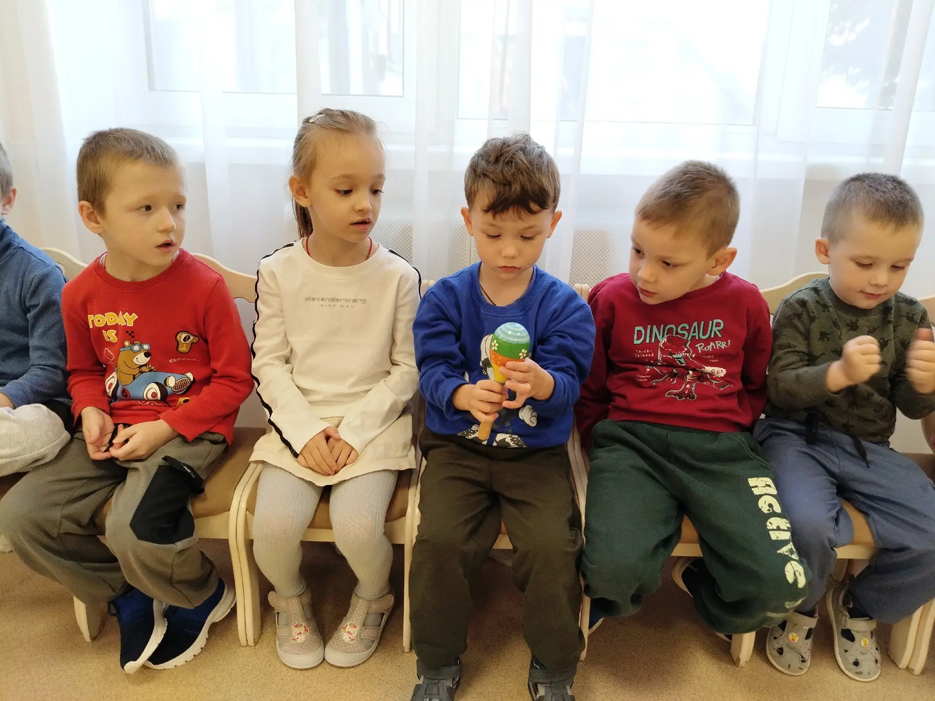 Музыкальное знакомство в логопедической группе!