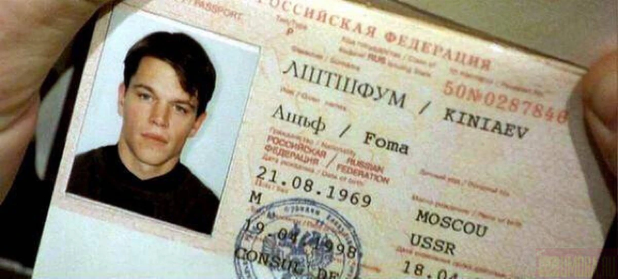 Россиян предупредили об опасности хранения документов в галерее смартфона