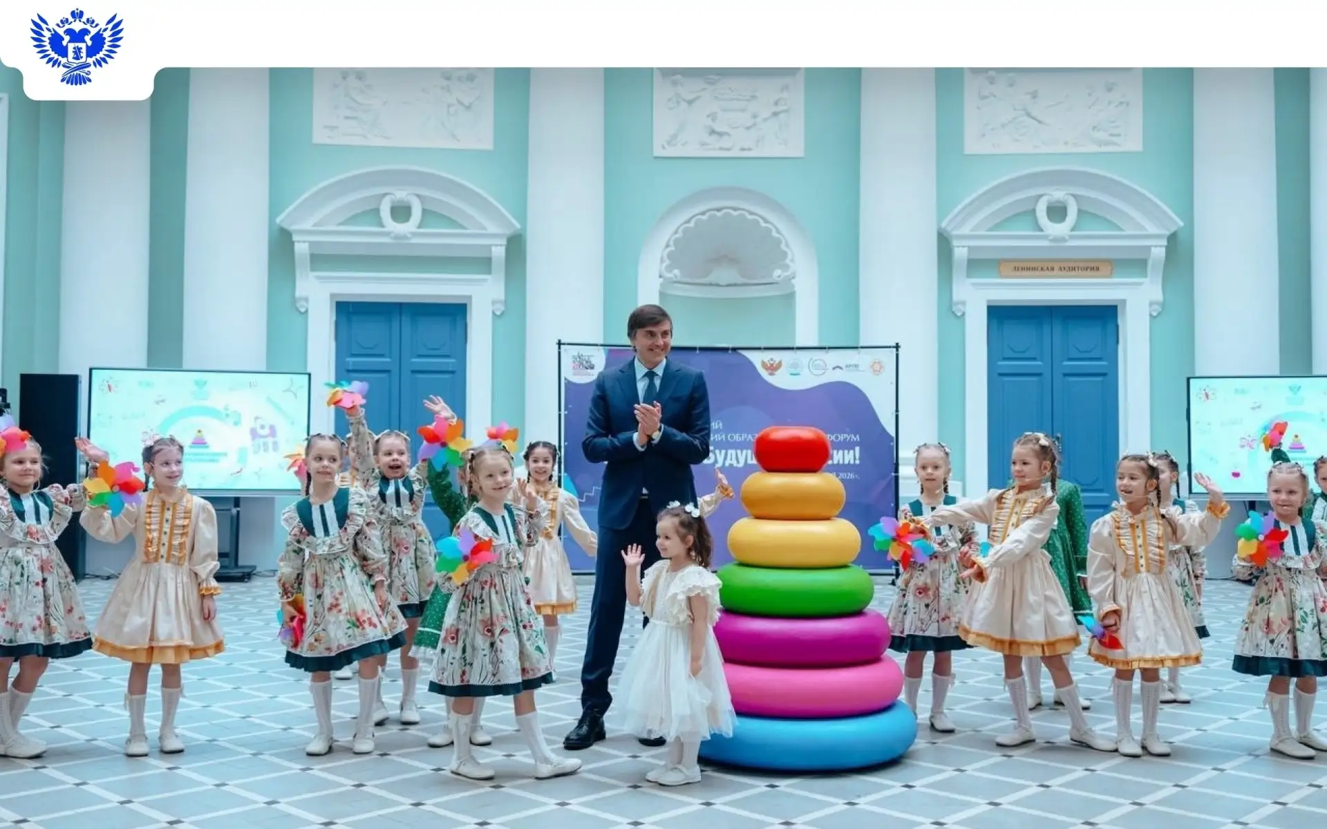 🧸 Сергей Кравцов: «Лучшая игрушка для современного ребёнка — та, что развивает воображение и знаком