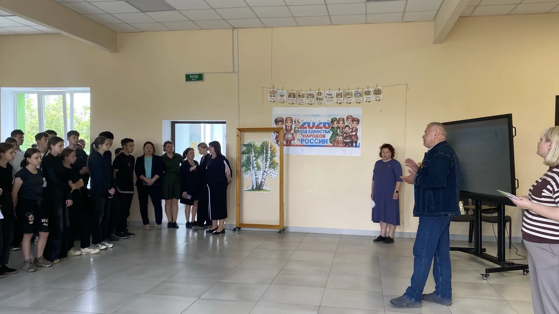 🌾Твой путь в АПК:  ХАУ провёл профориентационные встречи в Тарасовской и Каланчакской школах!   🎓Пре