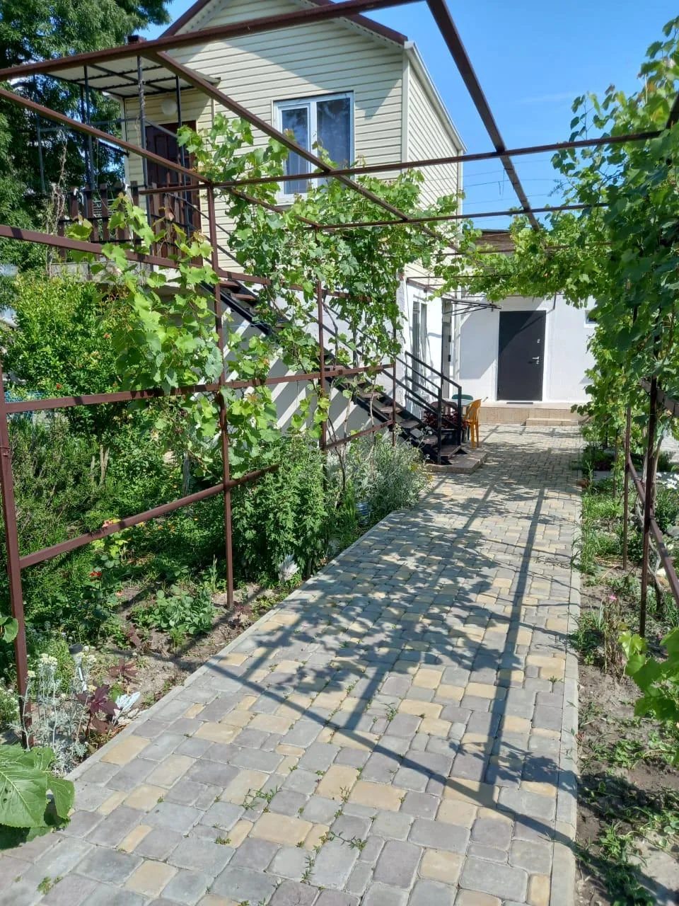 Пограничная 10, Тонкий мыс  Геленджик
