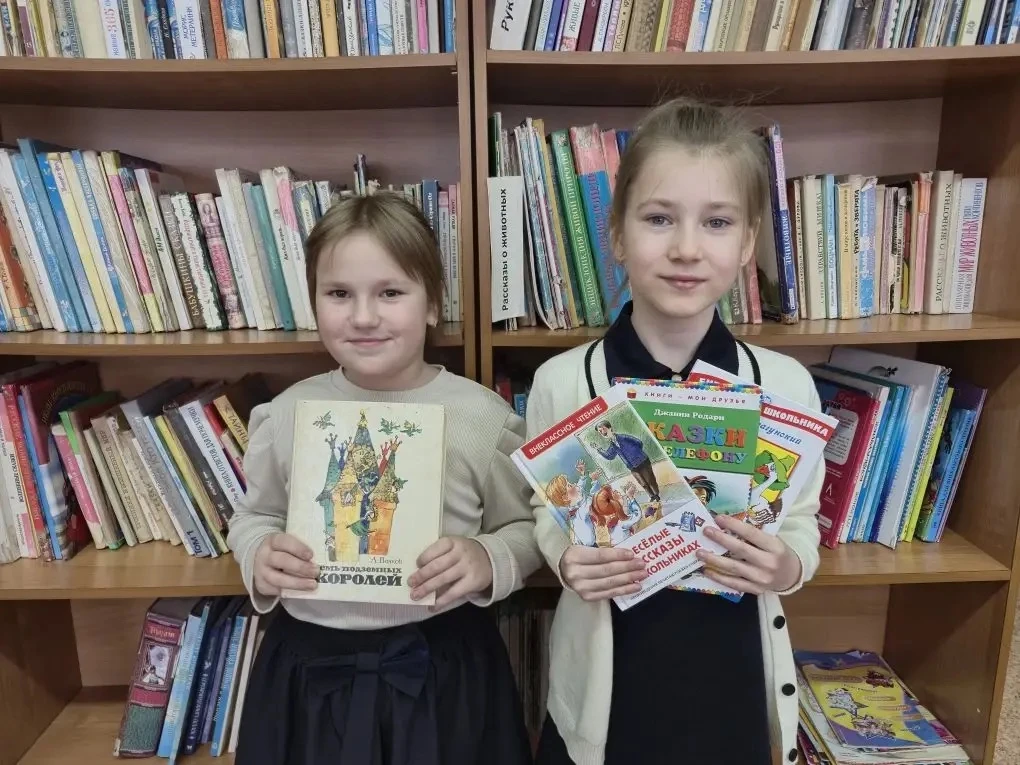 📚«Подари книгу»  Дорогие друзья!  Спасибо вам большое за участие в акции «Подари книгу». Благодаря в