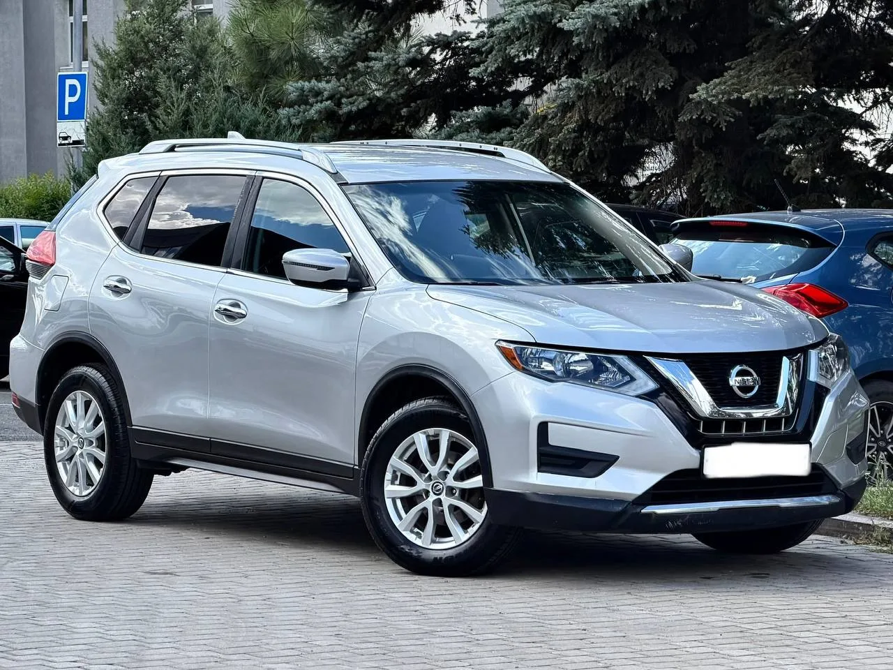 NISSAN ROGUE ( X-Trail ) AWD
Пробег - 68.000
Цена - 1.620.000₽
Год выпуска - 2017
Тел. - +7949679981