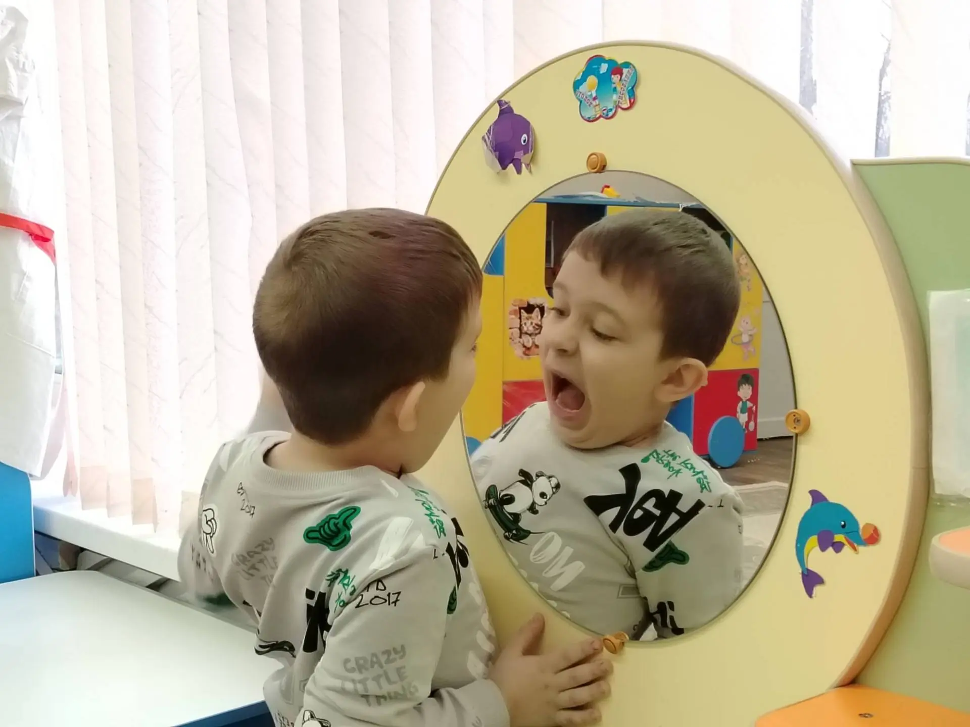 День стоматолога: учимся беречь улыбку с детства!
