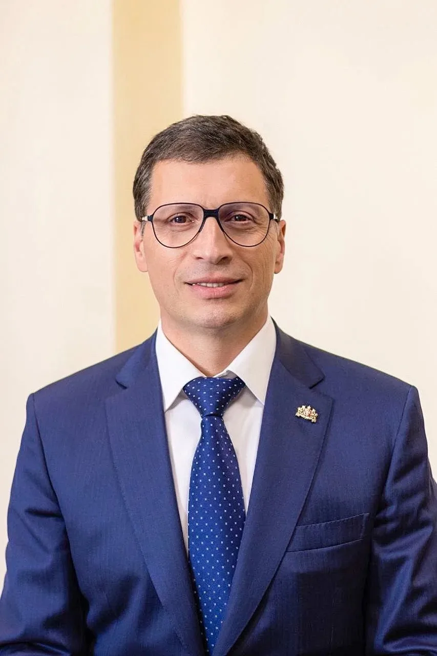 МБУ ДО СШ «Маяк» им. Иванушкина Е.А. поздравляет Леонида Ароновича Рапопорта с днём рож...