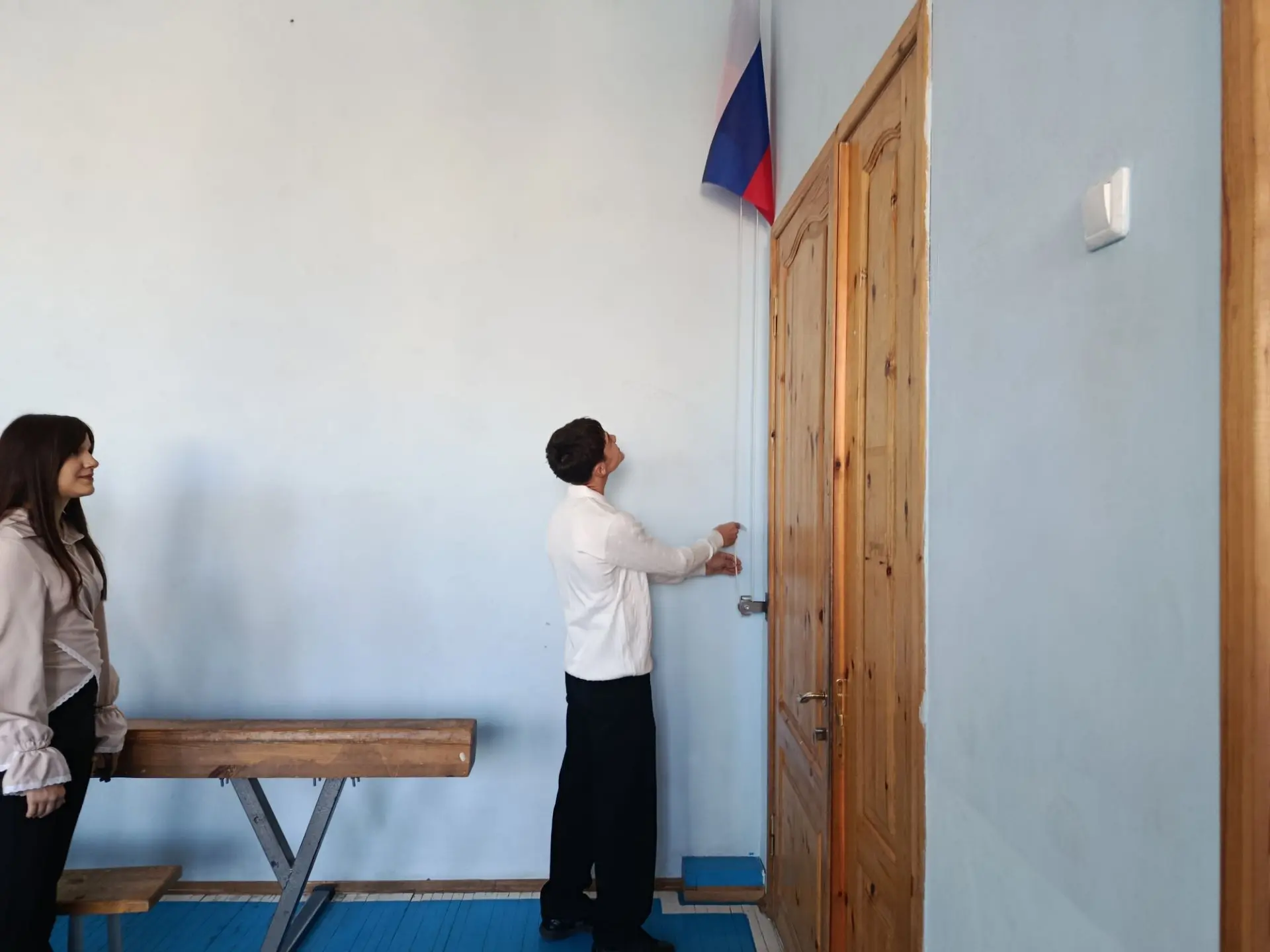 Учебная неделя в нашей школе началась с традиционной линейки!