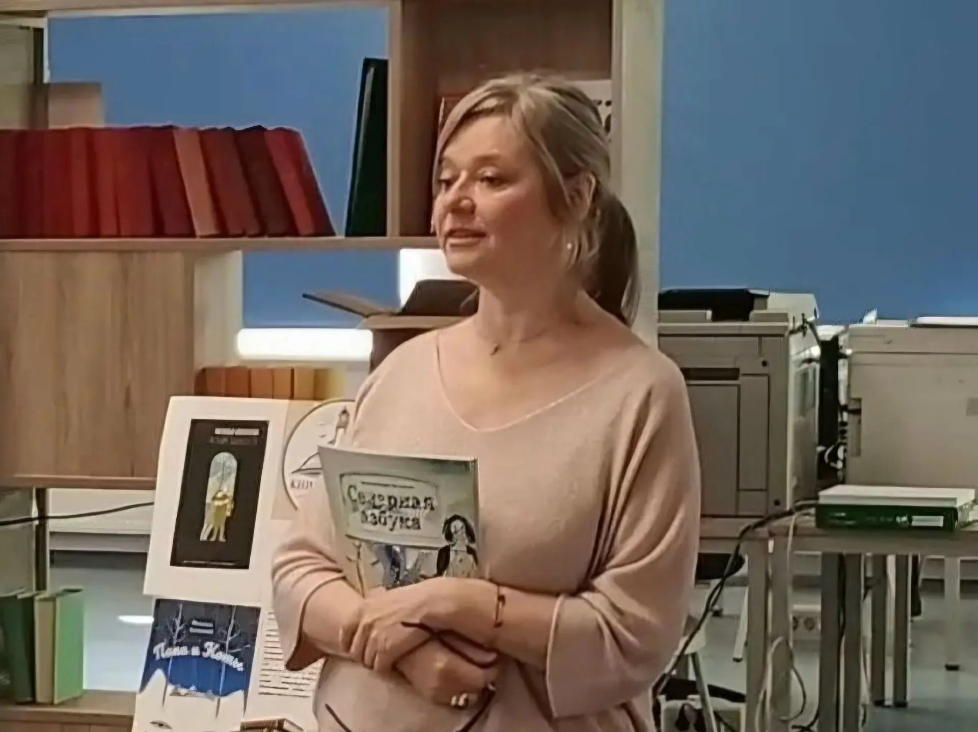 В преддверии «Книжного маяка»: в школе №459 встретились с писателем