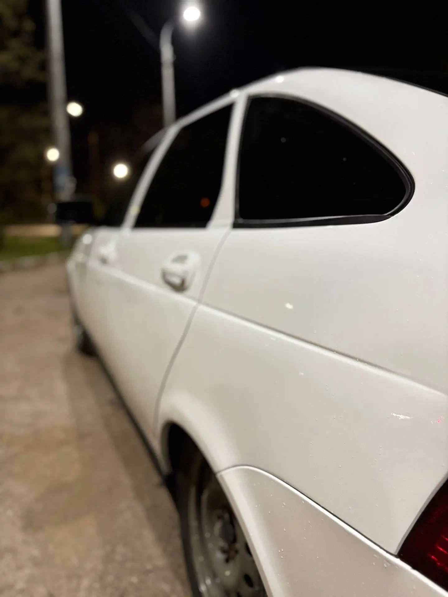 🚗 LADA Priora (2012)