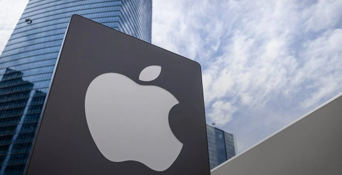 ⚡️ Apple стала самой дорогой компанией в мире, обойдя Nvidia по рыночной капитализации,...