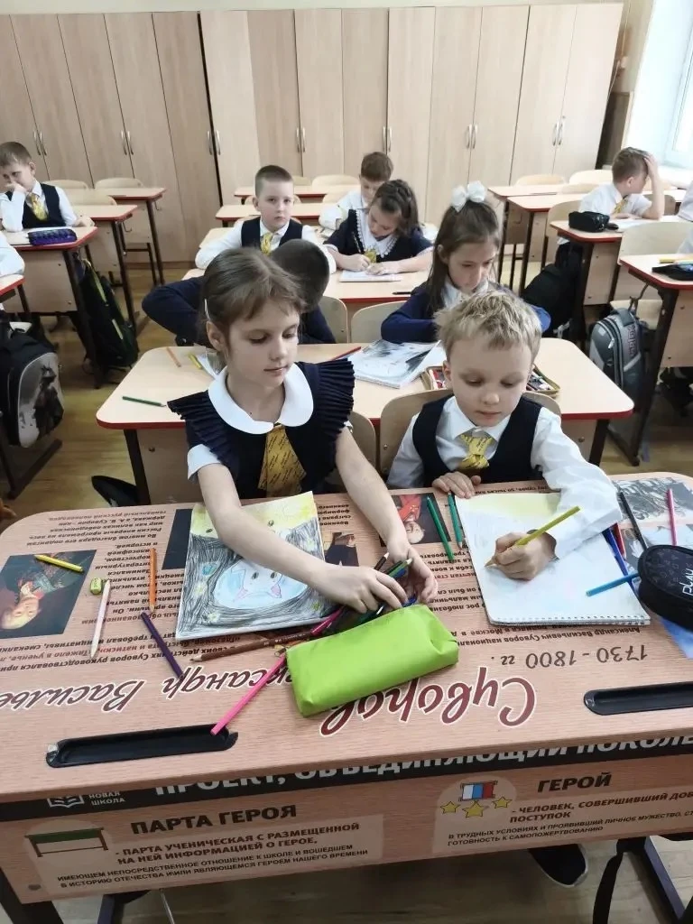 Это просто космос какой-то!   Сегодня ребятам из 1 В скучать на уроках было некогда: ребята проходил