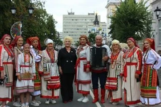 Творческий коллектив села Оркино стал лауреатом областного фестиваля-конкурса «В семье единой»

Во в