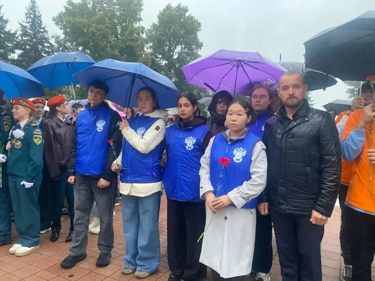 Студенты института приняли участие в митинге, посвященном Дню солидарности в борьбе с т...