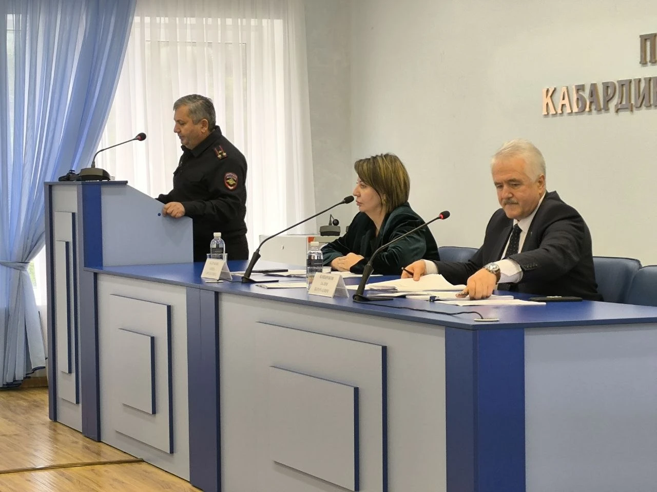 📢 В Нальчике обсудили профилактику правонарушений среди несовершеннолетних.